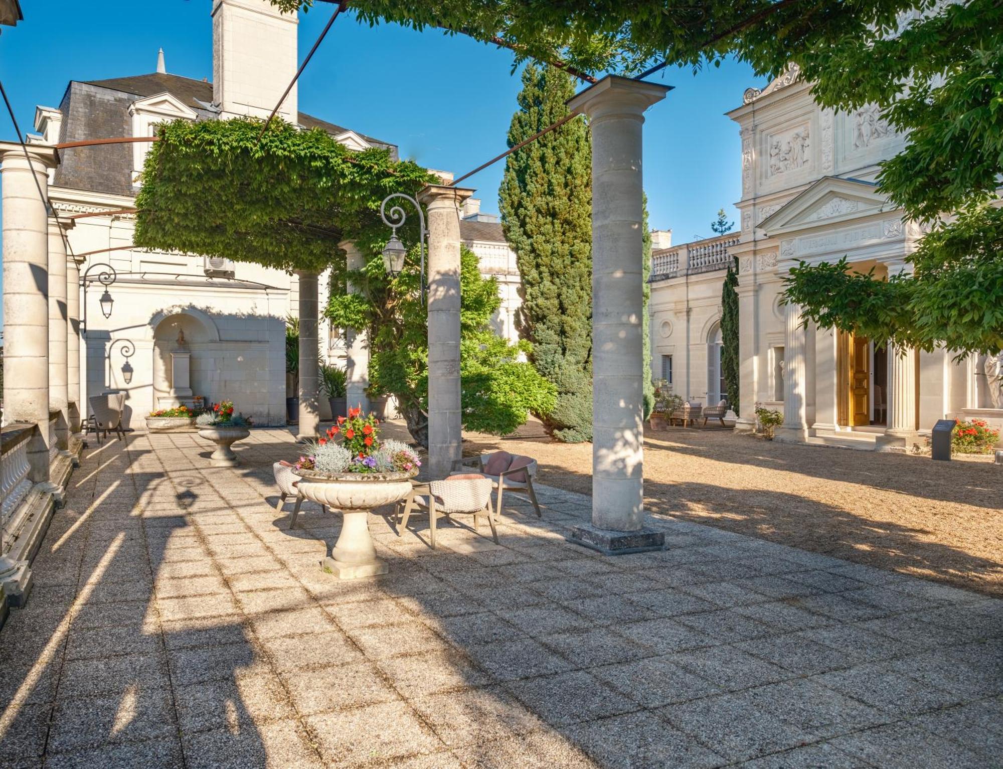 Chateau De Rochecotte Saint-Patrice Εξωτερικό φωτογραφία